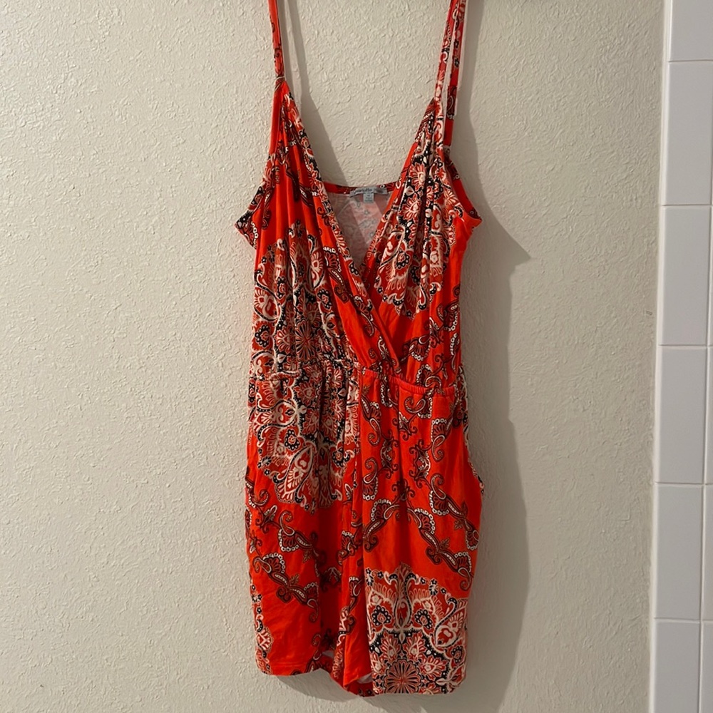 🧡ORANGE ROMPER🧡 - Picture 3 of 13